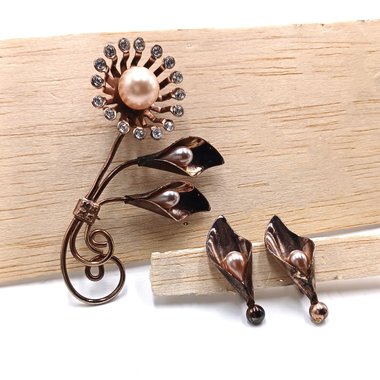 Vintage Retro Copper Tone Floral Brooch and Earrings Jewelry Set