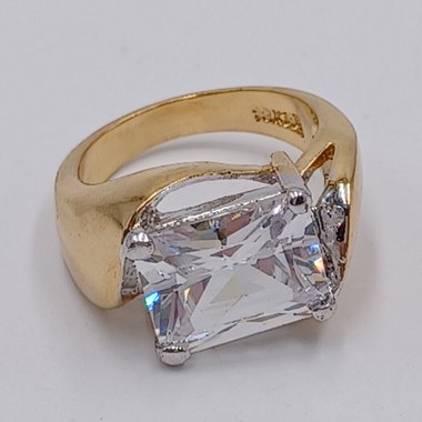 18K Gold Plated Chunky Huge Cubic Zirconia Twisted Bezel Ring, Size 7