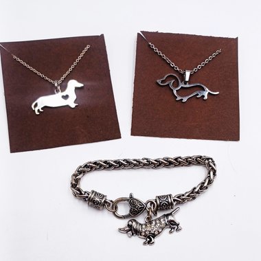 Silver Tone Dachshund Weiner Dog Jewelry Set- Lot-