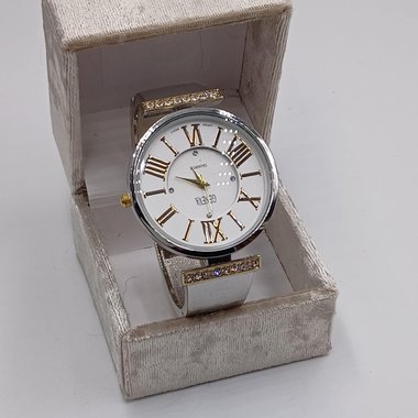 Vintage Geneva Silver and Gold Tone Clamper Bracelet Fashion Watch, Runs