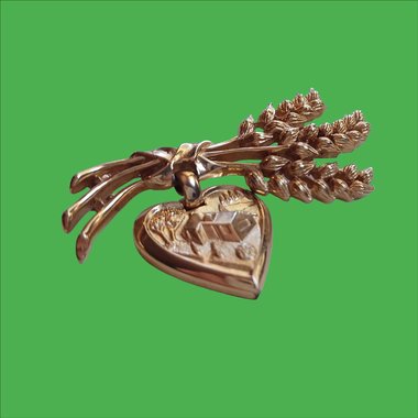1955 Crown Trifari Betty Crocker Homemaker of Tomorrow Gold Tone Brooch,