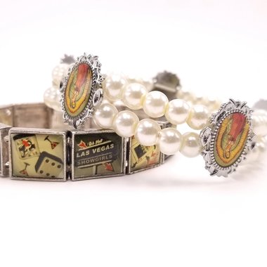 Two Vintage Rockabilly Stretch Bracelets, Faux Pearl and Las Vegas, Retro Bracelets