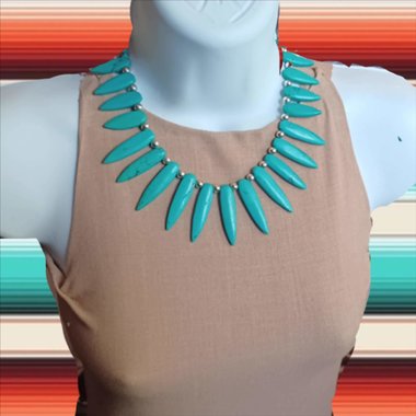 Dyed Turquoise Howlite Spiky Southwestern Fan Fringe Collar Necklace